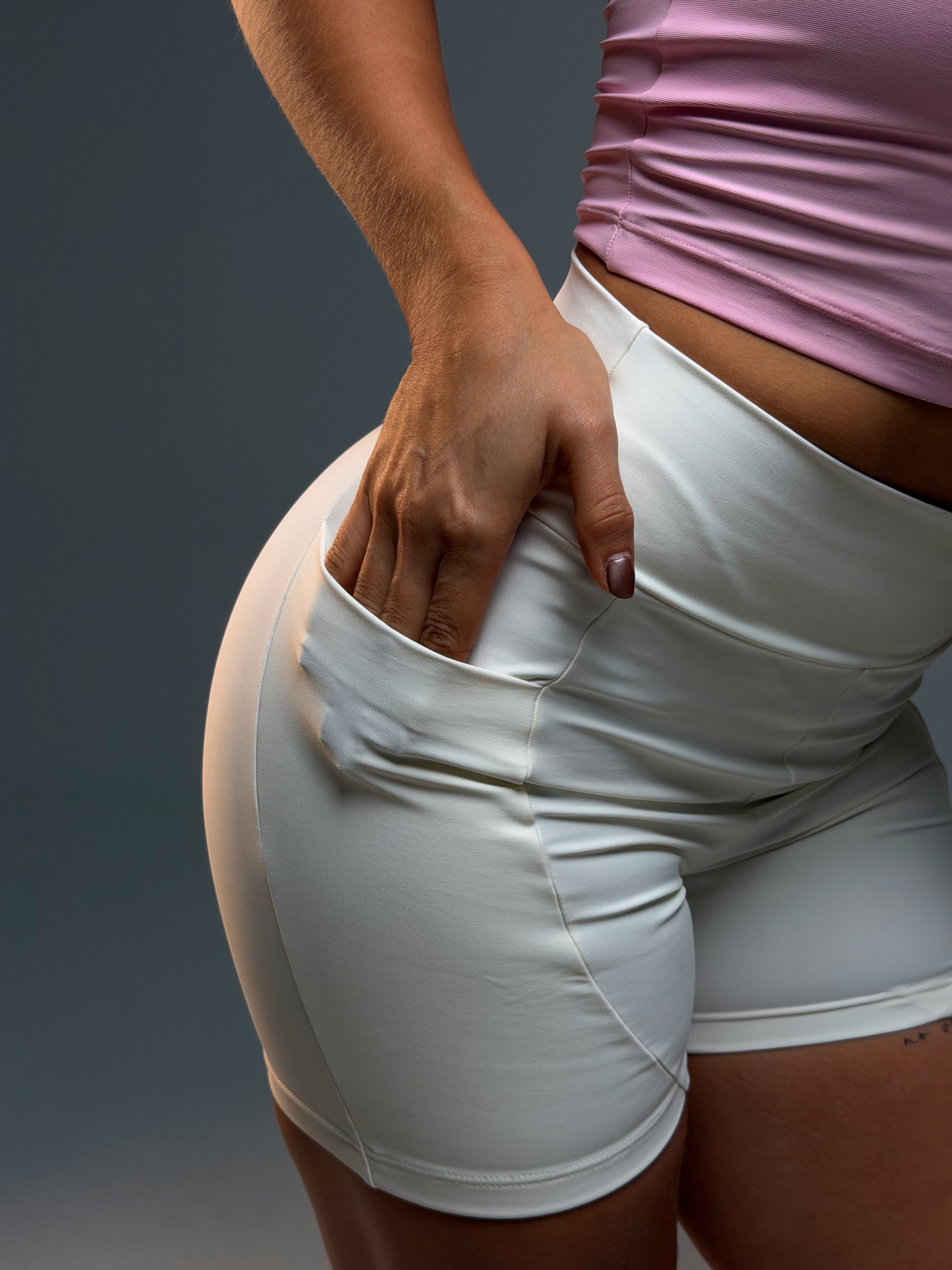 Essence Pocket Short