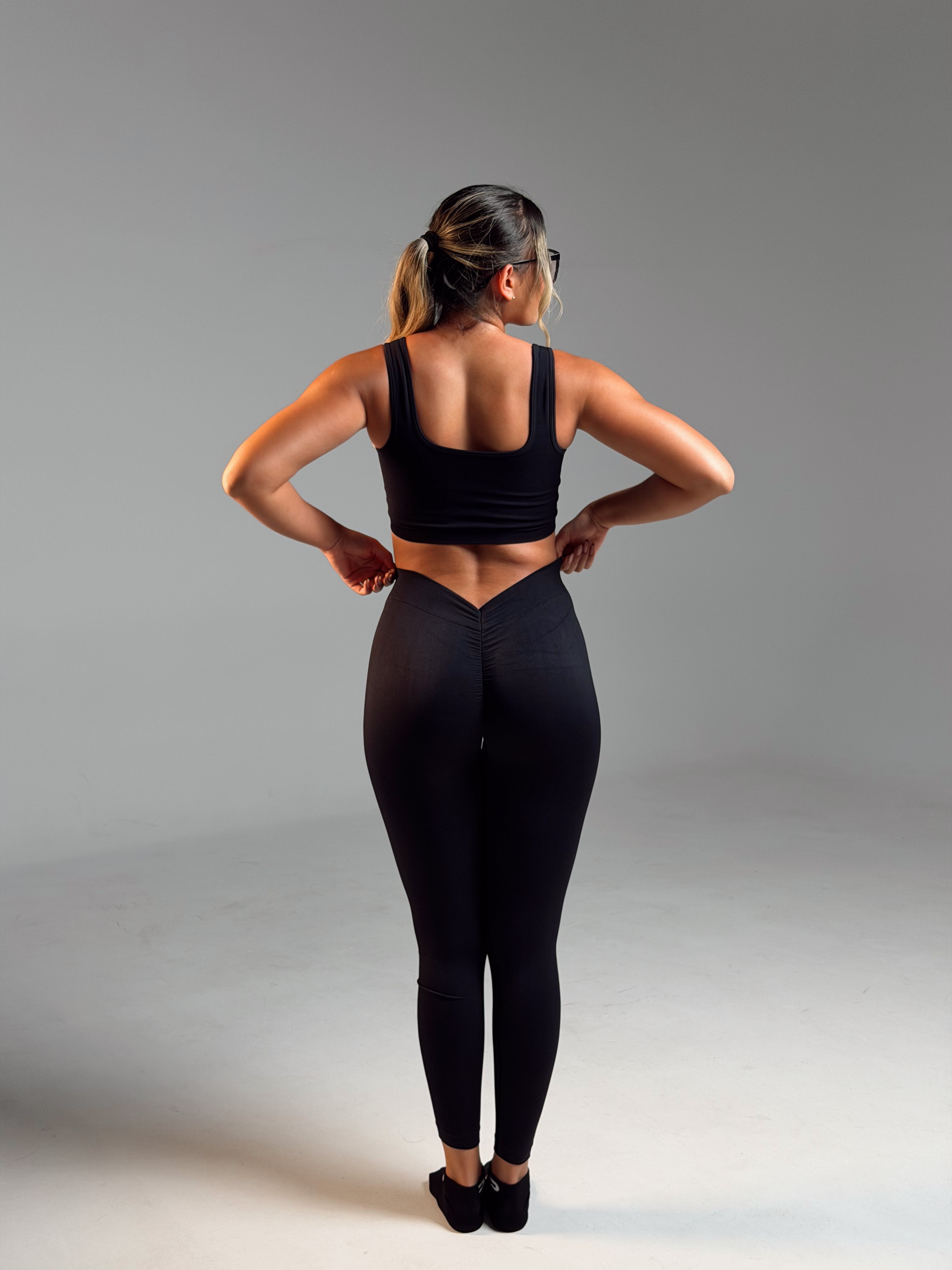 LEGGINGS EN V